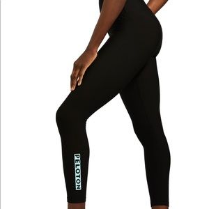 NET! Black Cadence Legging